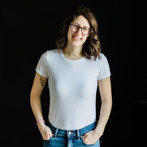 Meet your Posher, Emily